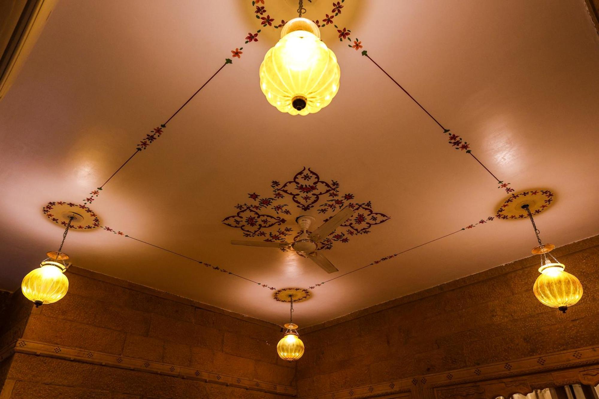 Garh Meera - A Sensational Boutique Hotel 斋沙默尔 外观 照片